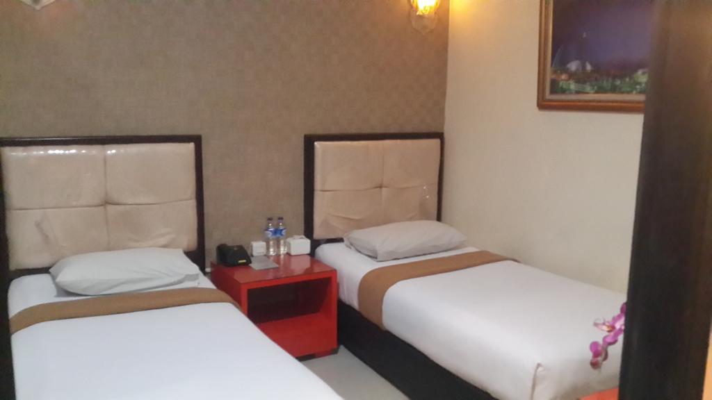 California Hotel Jakarta Eksteriør billede