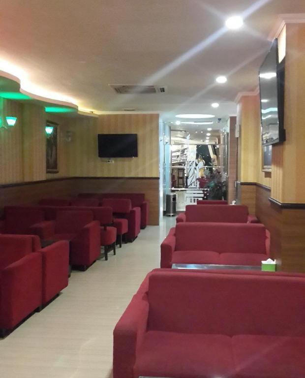 California Hotel Jakarta Eksteriør billede