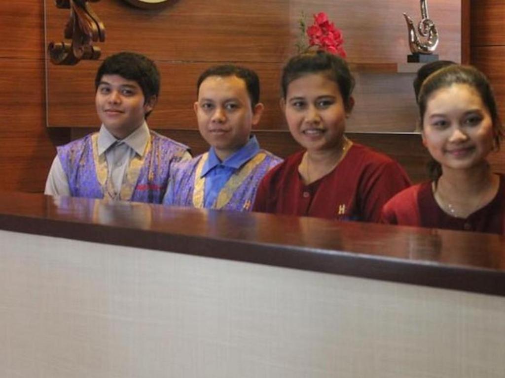 California Hotel Jakarta Eksteriør billede