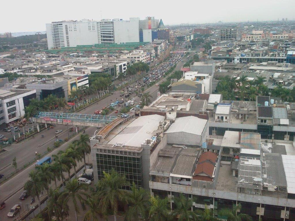 California Hotel Jakarta Eksteriør billede